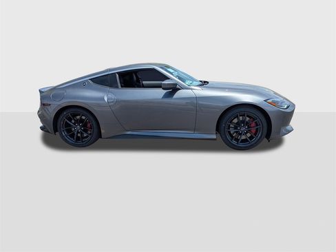 New 2025 Nissan Z Performance w/ Floor Mat Package image 6