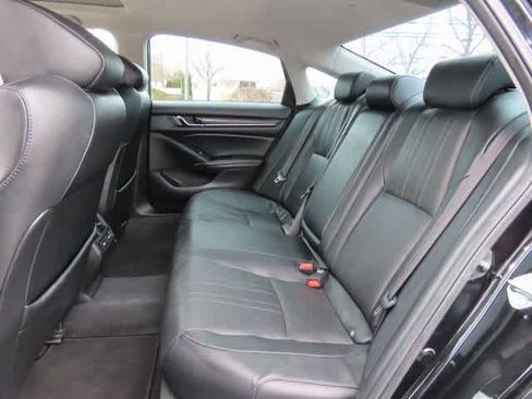 Certified 2021 Honda Accord EX-L image 12