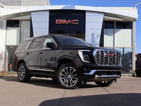 New 2026 GMC Yukon Denali w/ Denali Reserve Package image 1