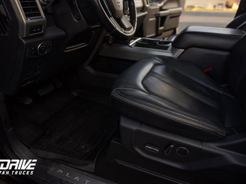 Used 2022 Ford F350 Platinum image 27