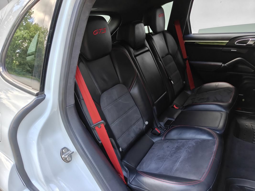 Used 2013 Porsche Cayenne GTS AWD/4WD image 11