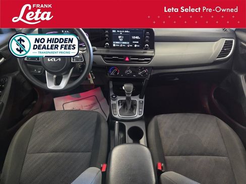 Used 2024 Kia Seltos LX AWD/4WD image 16