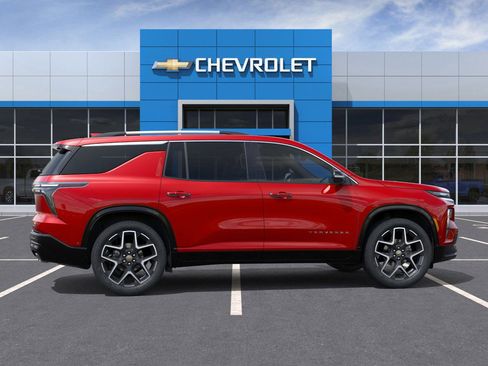 New 2026 Chevrolet Traverse High Country image 5