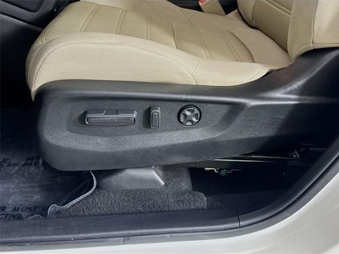 Used 2017 Honda CR-V EX image 20