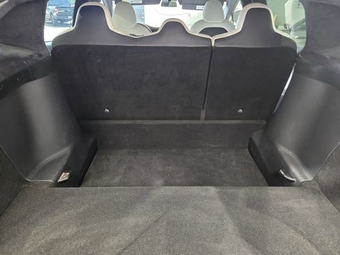 Used 2020 Tesla Model X Long Range image 9