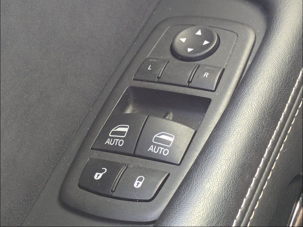 Used 2023 Dodge Challenger SRT Hellcat w/ Driver Convenience Group RWD image 26