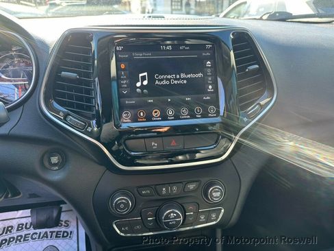 Used 2019 Jeep Cherokee Limited AWD/4WD image 13