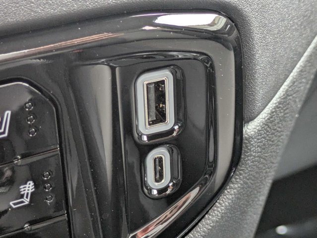 Used 2026 Chevrolet Silverado 2500 ZR2 AWD/4WD image 22