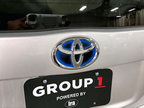 Used 2012 Toyota Prius Four image 30