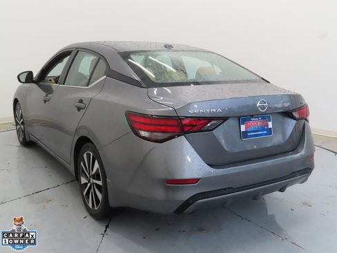 Used 2021 Nissan Sentra SV w/ SV Premium Package FWD image 5