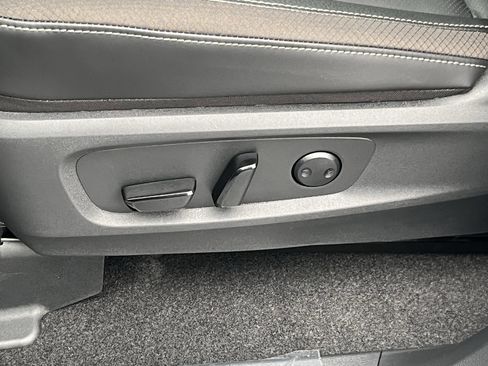 New 2026 Nissan Pathfinder SL w/ SL Premium Package image 15