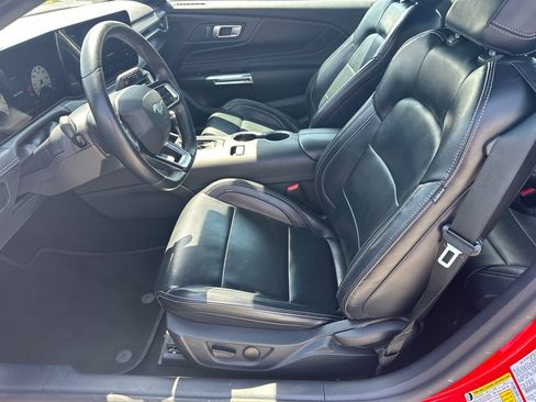 Used 2024 Ford Mustang Coupe RWD image 9