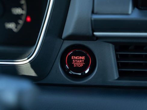 New 2025 Honda Pilot Touring image 27