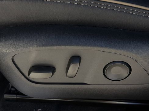 New 2026 Chevrolet Traverse High Country image 24