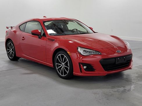 Used 2017 Subaru BRZ Limited image 2