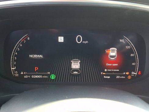 Used 2023 Acura MDX SH-AWD w/ Technology Package image 22