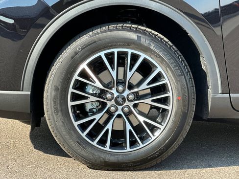 New 2025 Ford Escape Base w/ PHEV Premium Package image 25