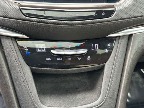 Used 2019 Cadillac XT5 Luxury image 26