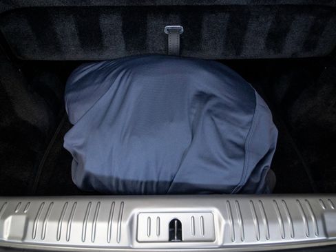 Used 2017 Rolls-Royce Dawn image 74