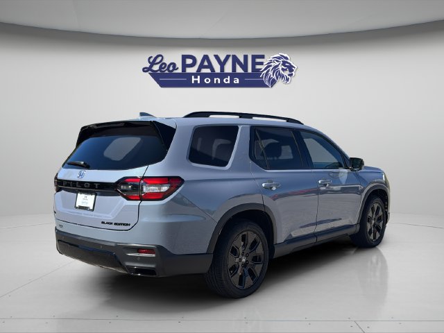 Certified 2026 Honda Pilot Black Edition image 13