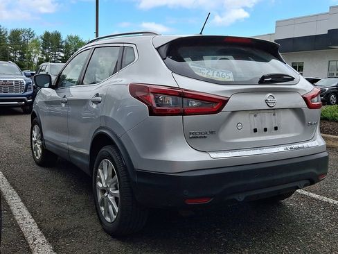 Used 2020 Nissan Rogue Sport SV AWD/4WD image 4