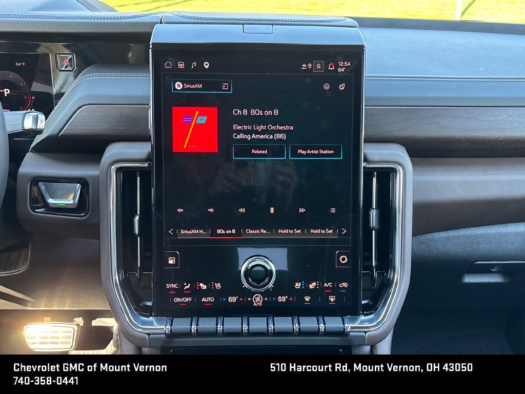 New 2026 GMC Yukon Denali Ultimate AWD/4WD image 21