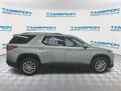 Used 2023 Chevrolet Traverse LT image 6