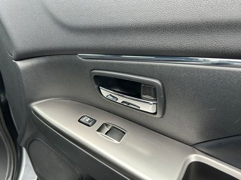 Used 2025 Mitsubishi Outlander Sport SE AWD/4WD image 26