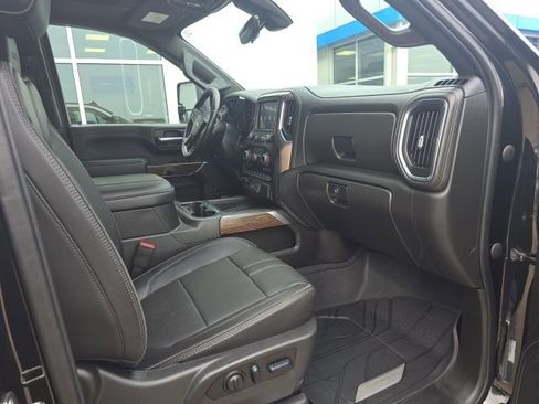 Used 2023 Chevrolet Silverado 3500 High Country w/ Z71 Off-Road Package image 4