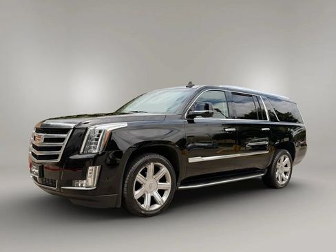 Used 2017 Cadillac Escalade ESV Premium Luxury RWD image 8