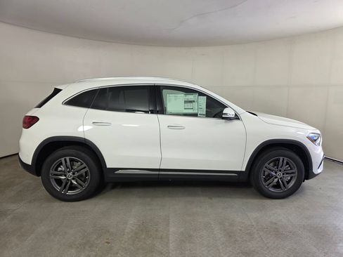 New 2026 Mercedes-Benz GLA 250 4MATIC image 3