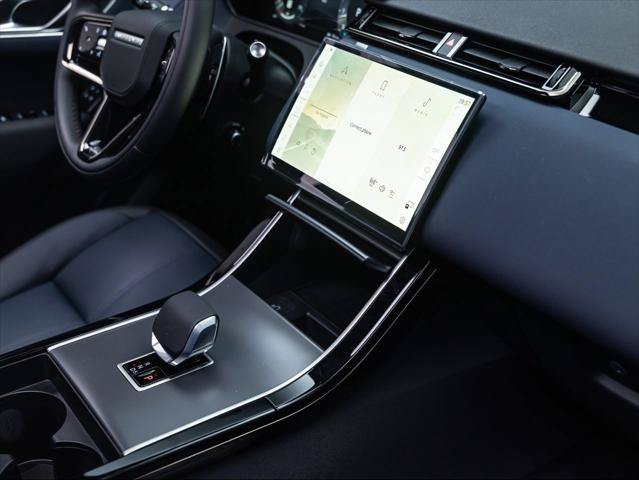 New 2026 Land Rover Range Rover Velar S AWD/4WD image 31