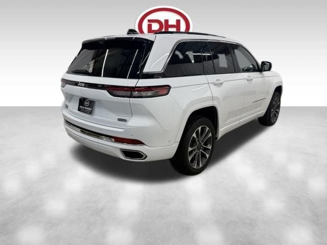 Used 2025 Jeep Grand Cherokee Overland w/ Adv Protech Group III AWD/4WD image 12