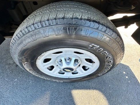 Used 2012 Chevrolet Silverado 3500 W/T image 9