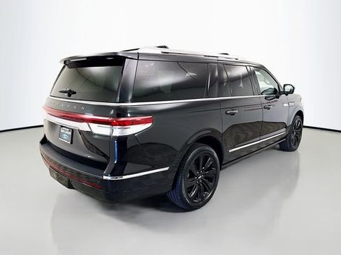 Used 2023 Lincoln Navigator L Reserve image 7