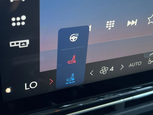 New 2026 Lincoln Nautilus Reserve image 20