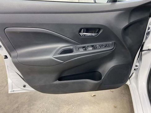 New 2025 Nissan Versa SV w/ Trunk Package image 10