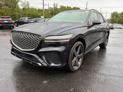 Used 2024 Genesis GV70 3.5T Sport w/ Sport Advanced Package AWD/4WD image 3