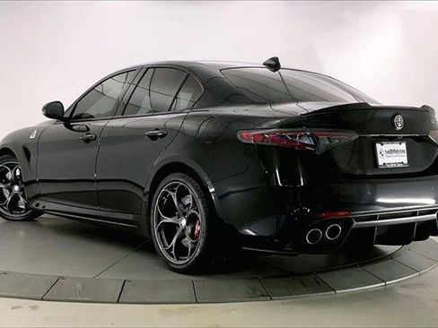 Used 2024 Alfa Romeo Giulia Quadrifoglio w/ Active Assist Plus Package image 10