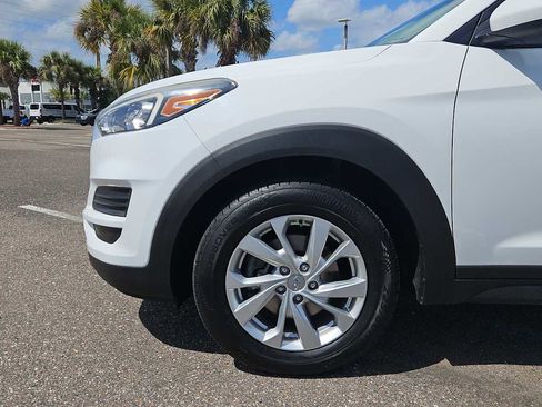 Used 2019 Hyundai Tucson SE image 18