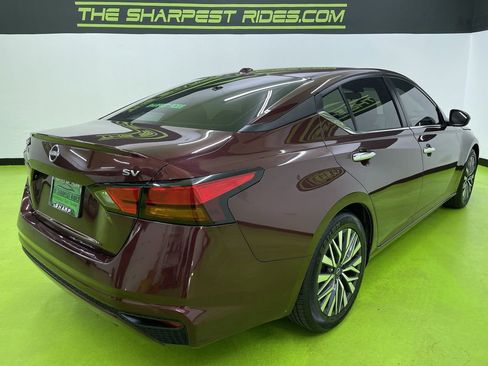 Used 2023 Nissan Altima 2.5 SV image 10