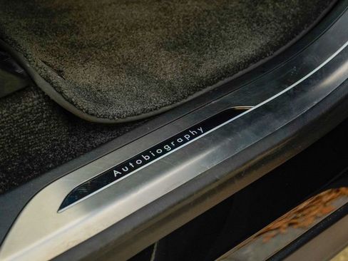 Used 2023 Land Rover Range Rover Long Wheelbase Autobiography image 81