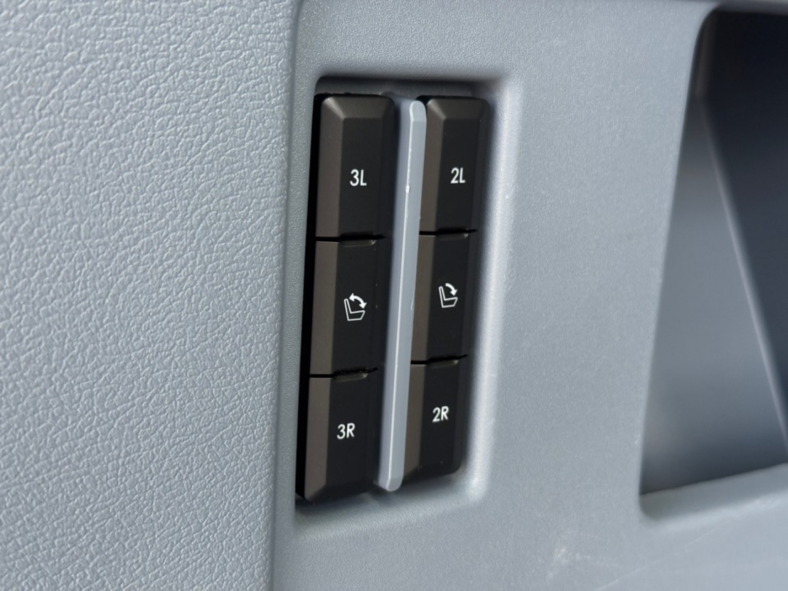 Used 2023 Lincoln Navigator L Black Label AWD/4WD image 38