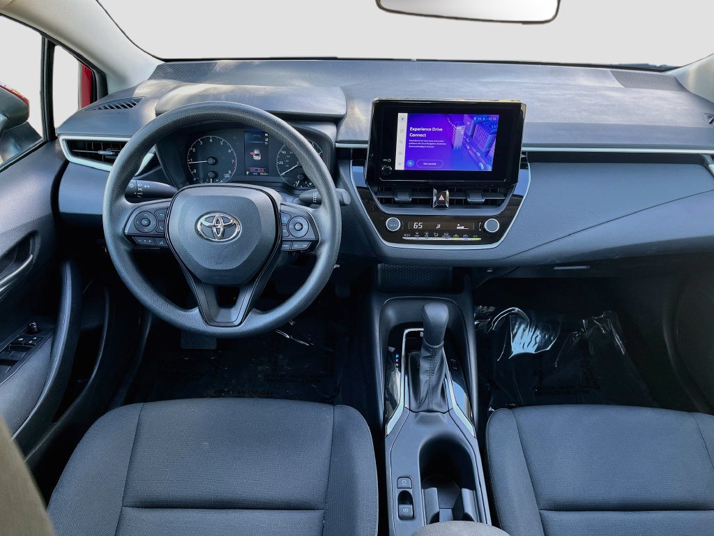 Used 2025 Toyota Corolla LE FWD image 20