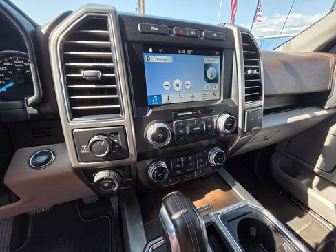 Used 2019 Ford F150 Limited AWD/4WD image 13