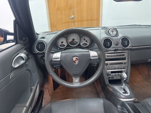 Used 2007 Porsche Boxster S RWD image 14