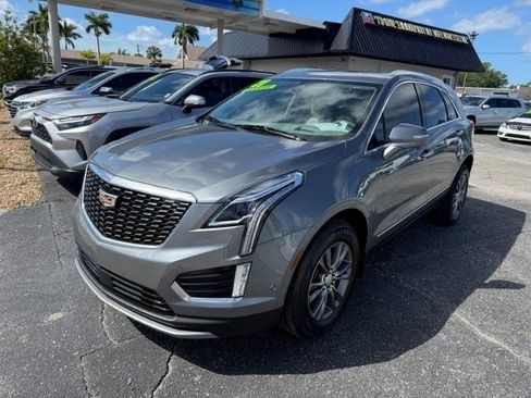 Used 2021 Cadillac XT5 Premium Luxury image 1