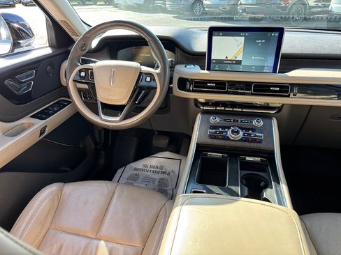 Certified 2020 Lincoln Aviator Reserve w/ Elements Package Plus AWD/4WD image 29