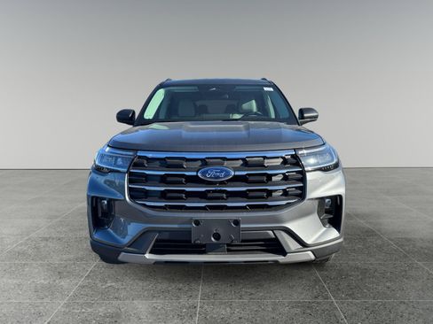 New 2026 Ford Explorer Active w/ Active Comfort Package image 8