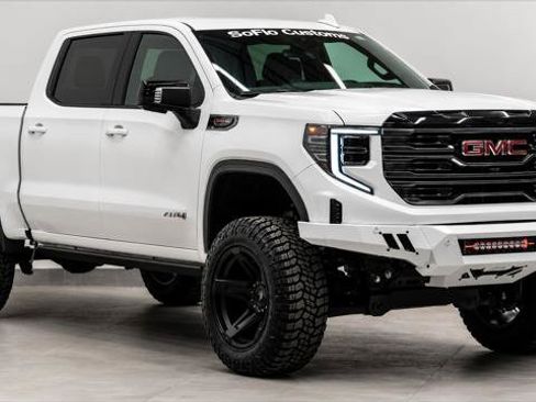 Used 2025 GMC Sierra 1500 AT4 AWD/4WD image 5
